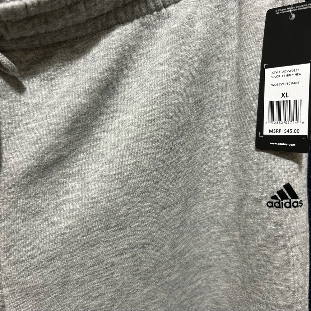 Adidas Women's Sweatpants Size XL with Drawstring and Pockets - Picture 3 of 4